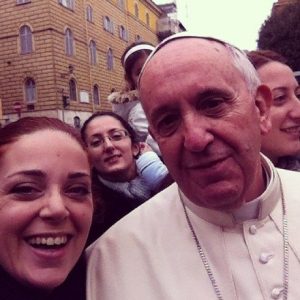 Papież Franciszek i wierna fanka